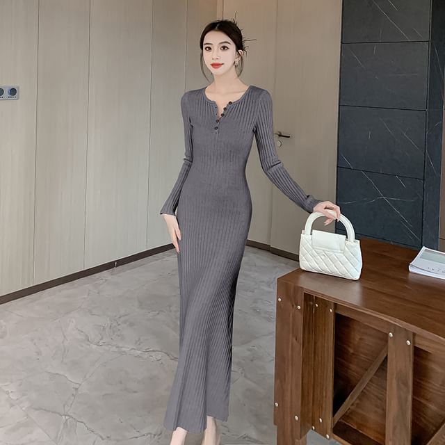 Crewneck short sleeve ruched solid maxi dress main image 1