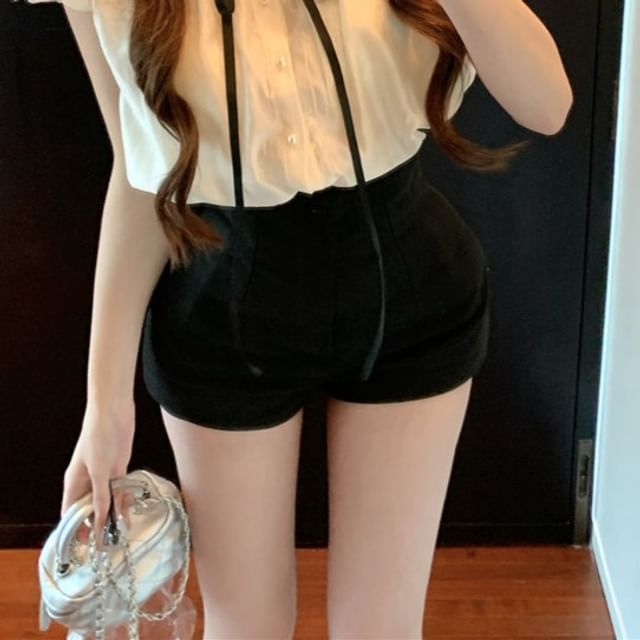 Plain Waist / Bow Stand Shorts Sleeve High Collar Cap Frill Blouse