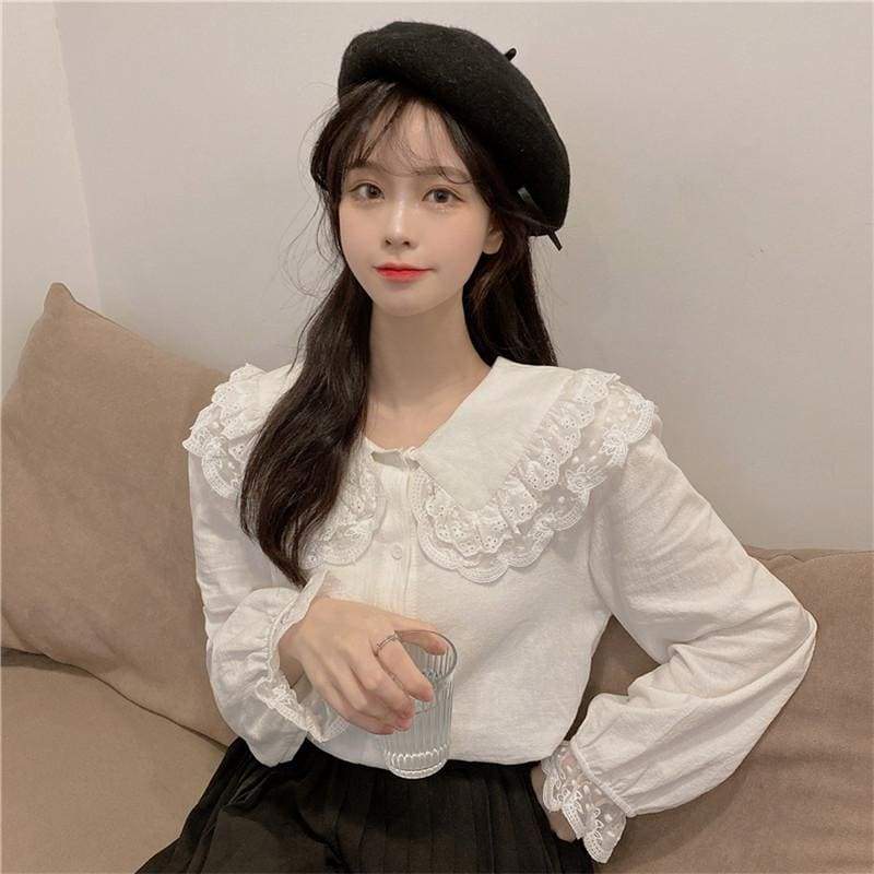 Almond Petals Lace Ruffle Kawaii Lolita Shirt - One Size -