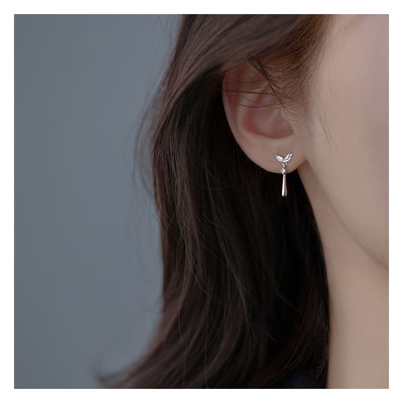 925 Sterling Silver Leaf Rhinestone Drop Earring