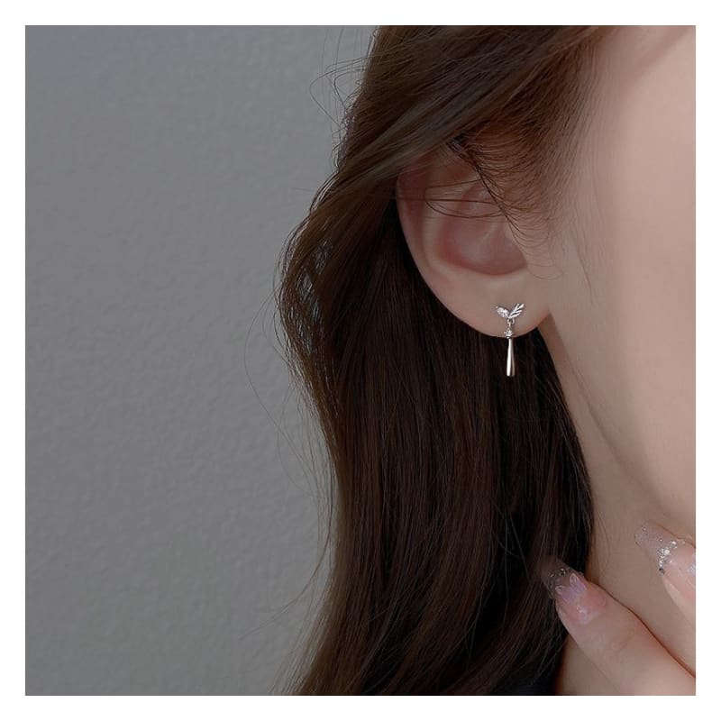 925 Sterling Silver Leaf Rhinestone Drop Earring