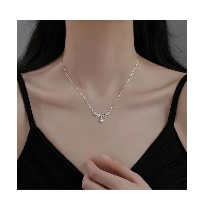 925 Sterling Silver Rhinestone Wheat Necklace