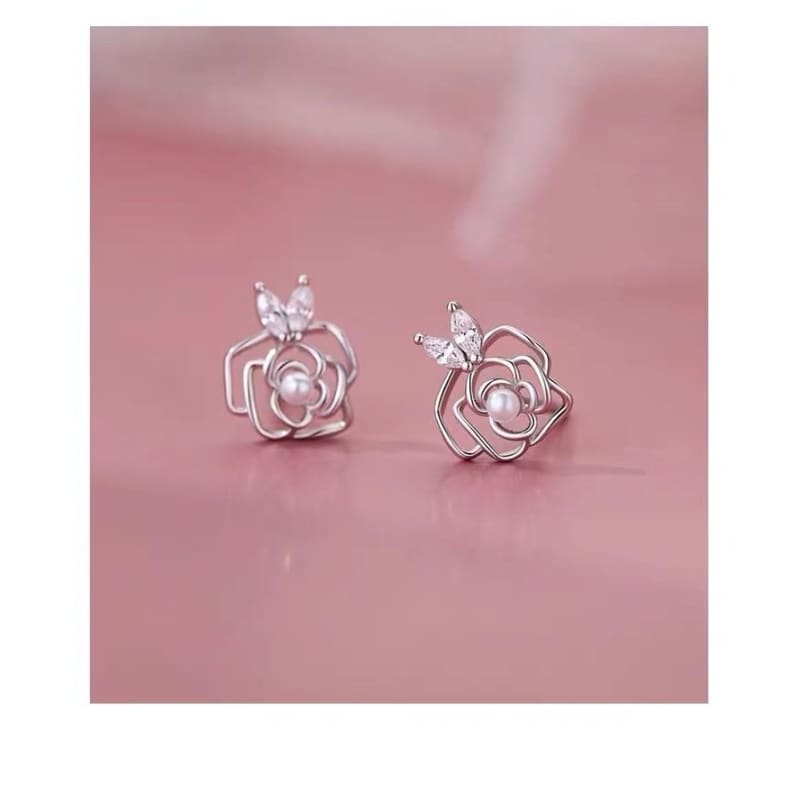 925 Sterling Silver Rose Stud Earring