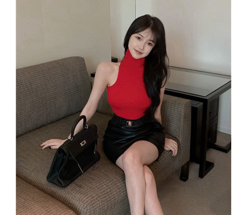 Turtleneck Plain Top Sleeveless