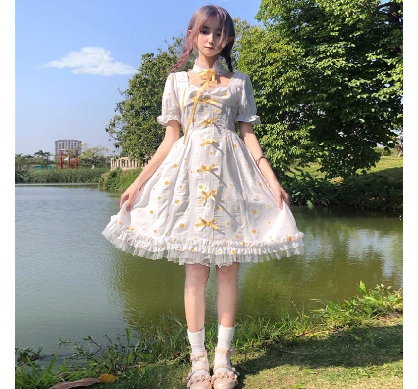 Short-Sleeve Frill Trim Lolita Dress / Choker / Petticoat Skirt / Set