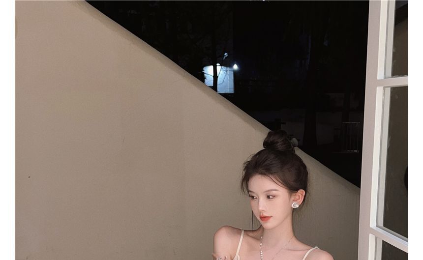 Plain Strap Slim-Fit Spaghetti Dress Midi