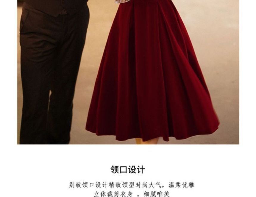 Evening Cocktail / Long-Sleeve A-Line Dress Gown