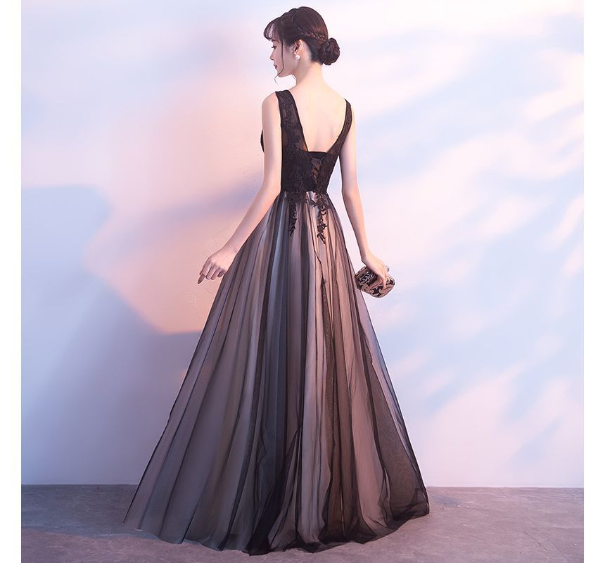 A-Line V-Neck / Evening Sleeveless Gown Dress Cocktail Lace Mesh Panel