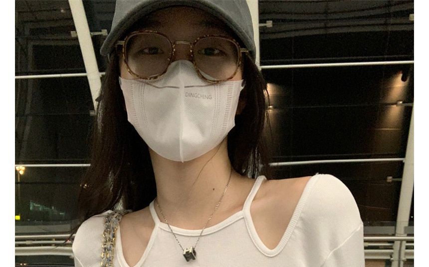 Cold-Shoulder Top Long-Sleeve Slim-Fit Print