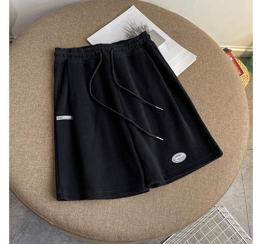 Drawstring Lettering Waist Shorts