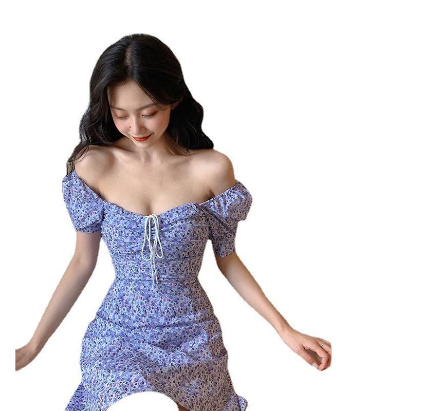 Floral Sheath Neck Mini Short-Sleeve Square Dress