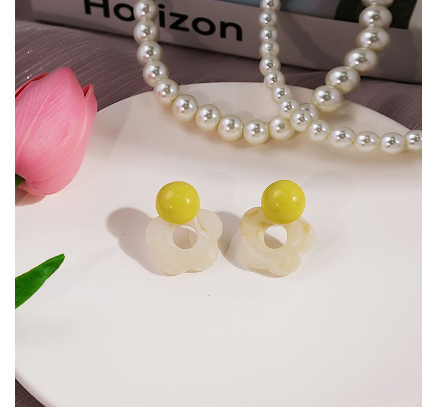 Flower Resin Earring