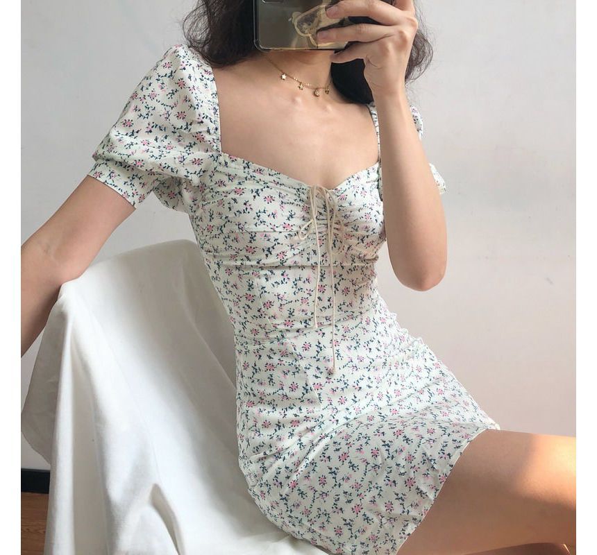 Floral Mini Sheath Dress Short-Sleeve