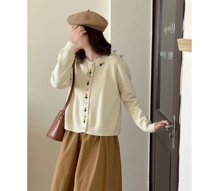 Crew Plain Floral Neck Cardigan