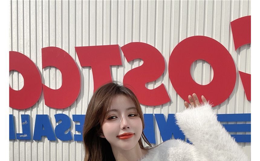 Round Sweater Plain Neck Cropped