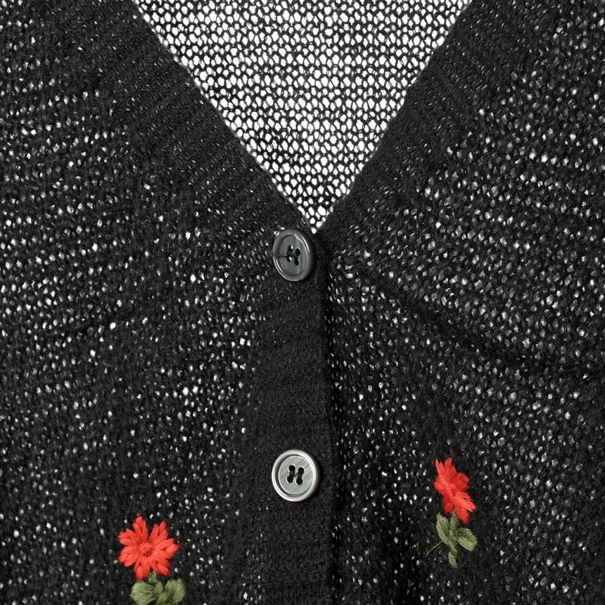 Floral Knit Set: Tank + Embroidered Neck Top Square Cardigan Crop