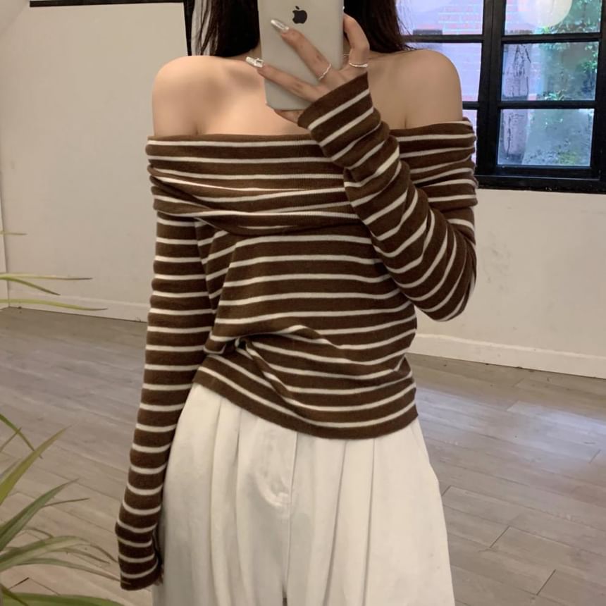 Knit Long-Sleeve Striped Top Slim-Fit