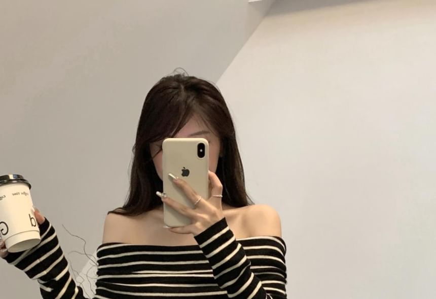 Knit Long-Sleeve Striped Top Slim-Fit