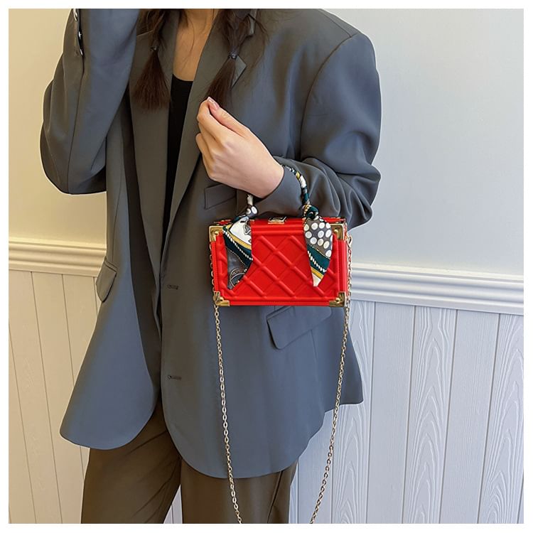 Crossbody Strap Chain Bag