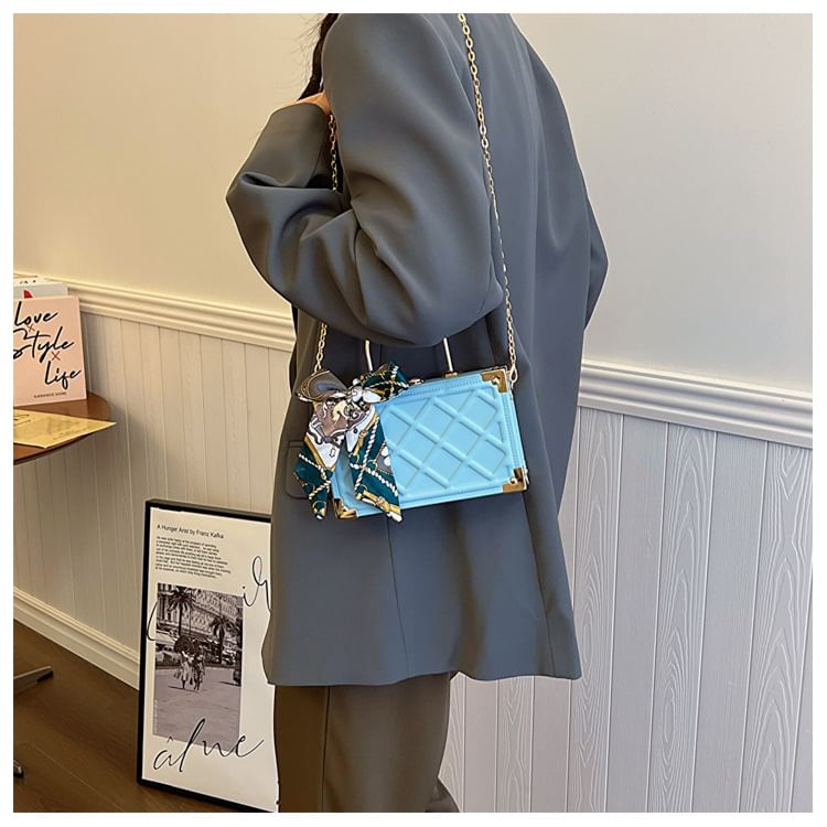 Crossbody Strap Chain Bag