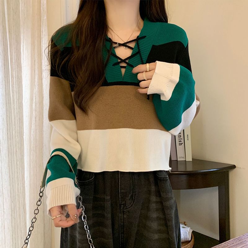 Sweater Color V-Neck Block Lace-Up