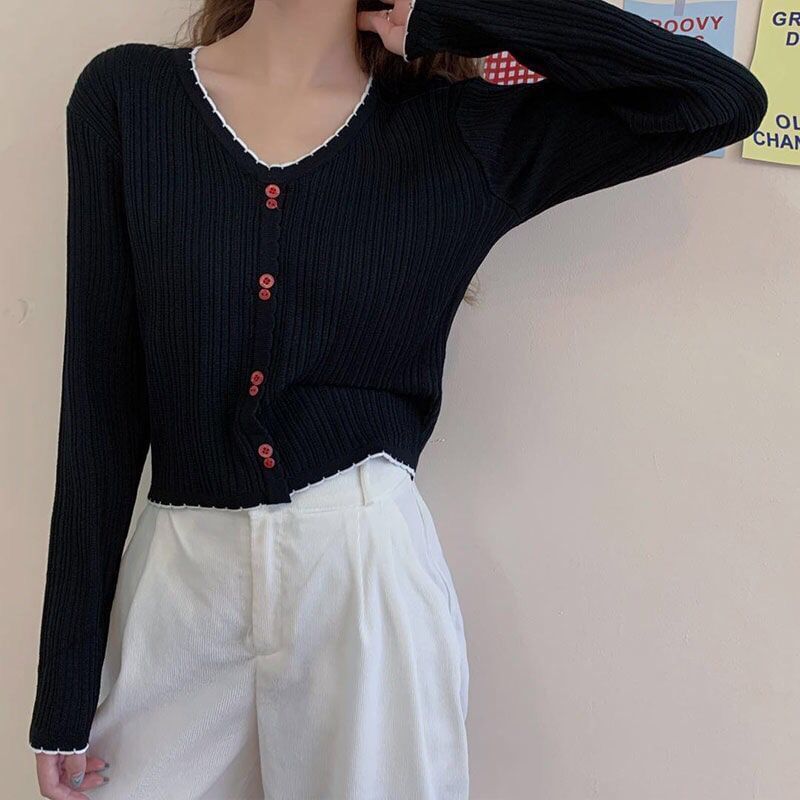 Trim Top Contrast Ribbed Knit Long-Sleeve V-Neck Crop Button