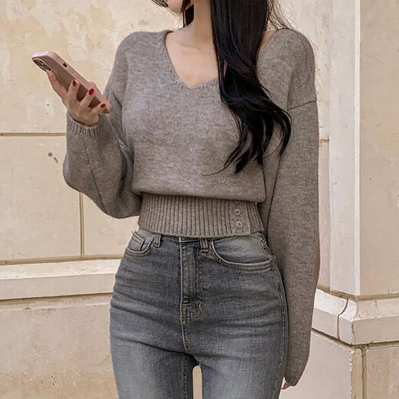 V-Neck Plain Cropped Sweater