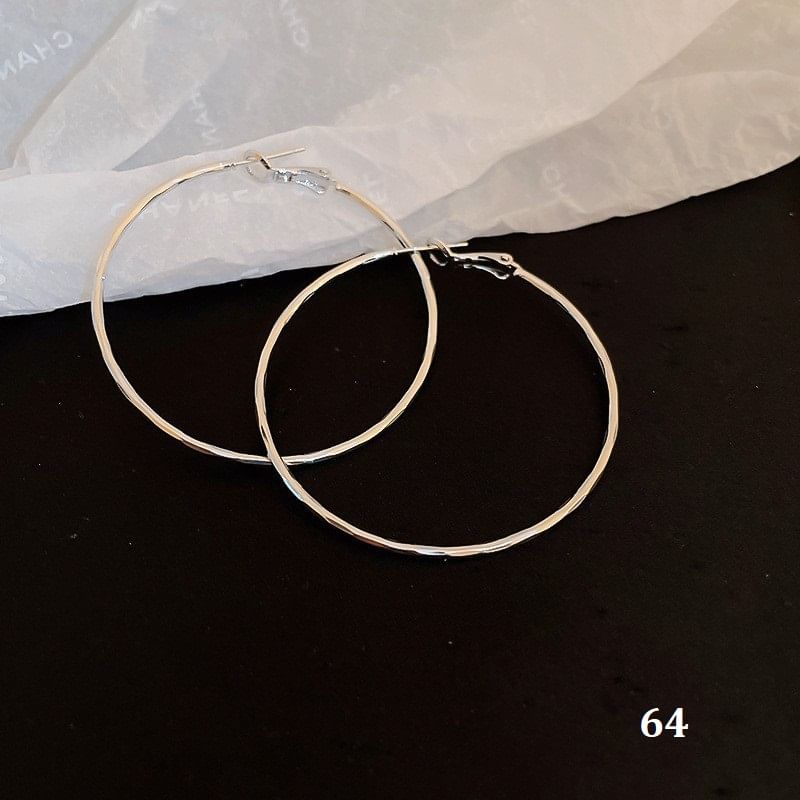 (Various Silver Designs) Earring Tone