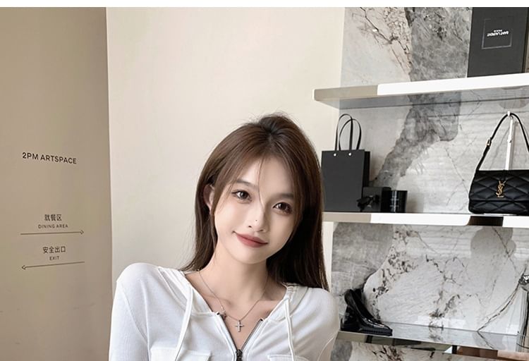 Crop Slim Plain Zip-Up Fit Hoodie