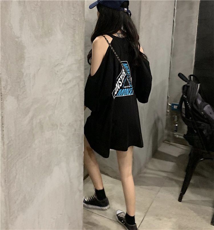 Crew Shoulder Lettering Neck T-Shirt 3/4-Sleeve Cold Print