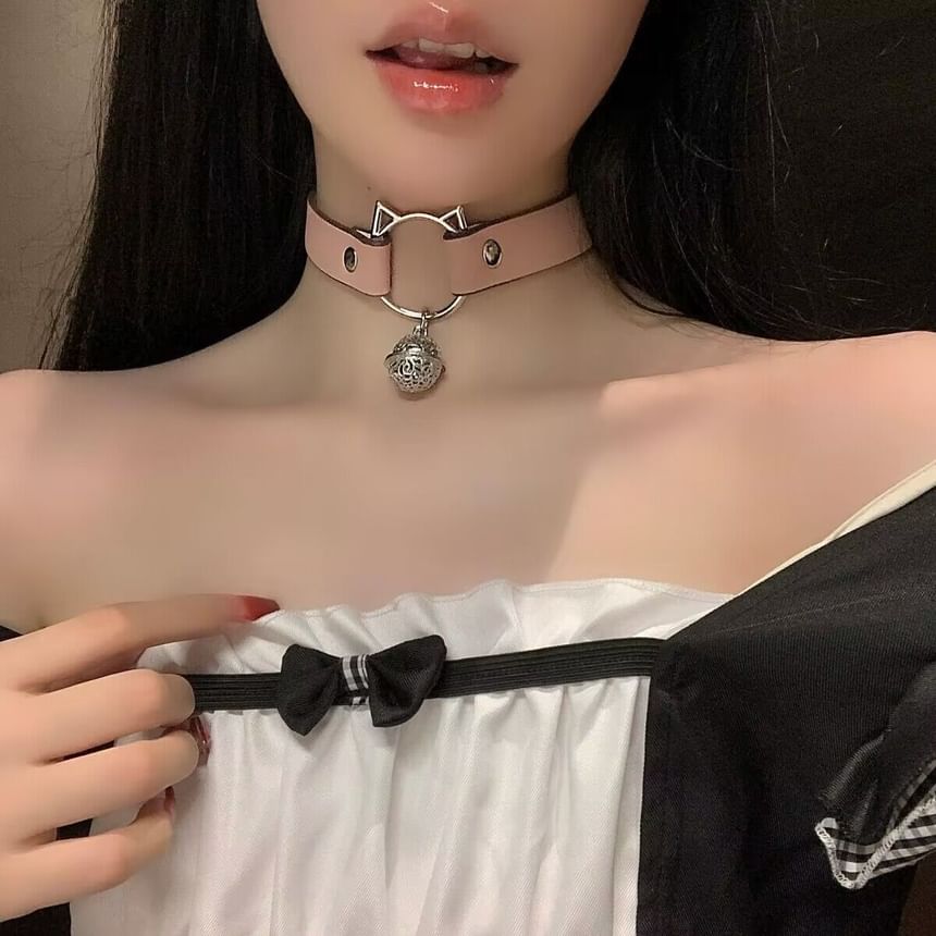 / Cat Alloy Choker Faux Leather Leash
