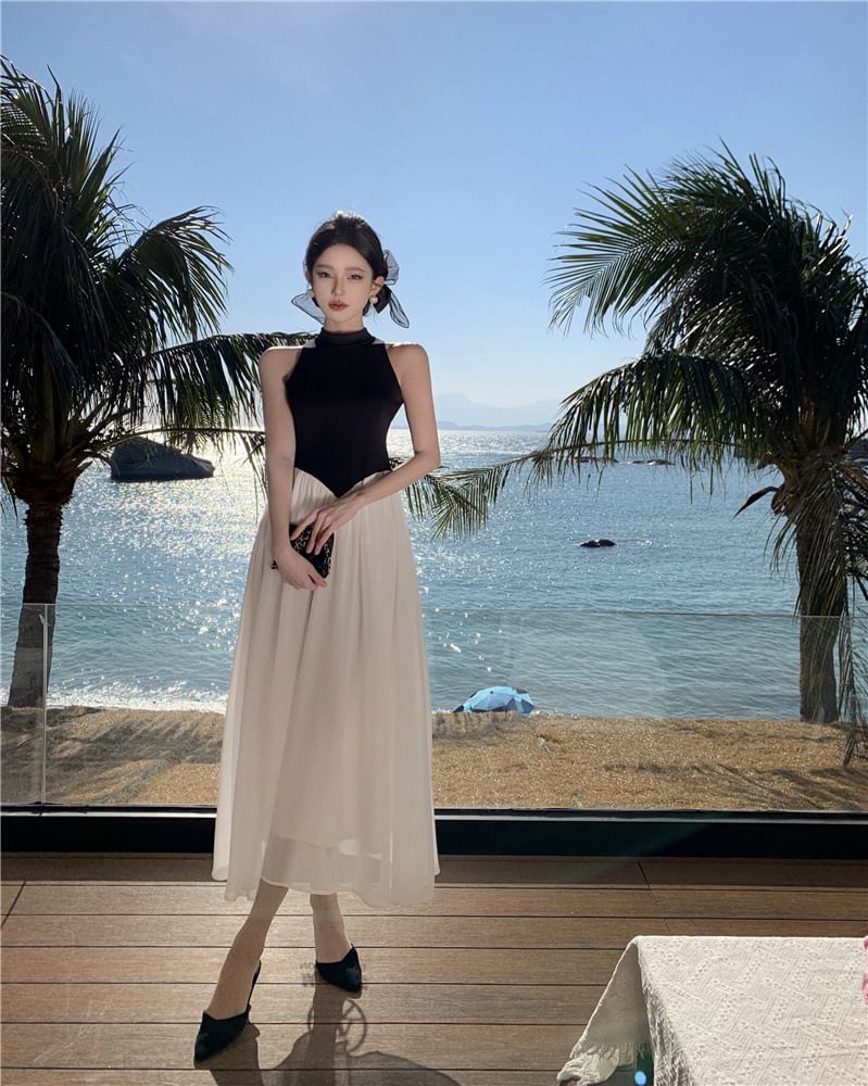Two Tone Maxi A-Line Sleeveless Dress
