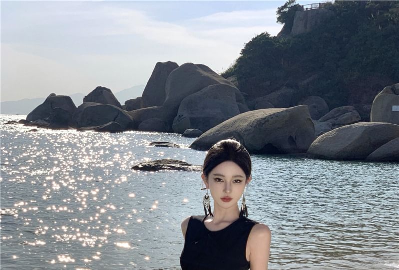 Sleeveless Crewneck Maxi Tone Dress A-Line Two