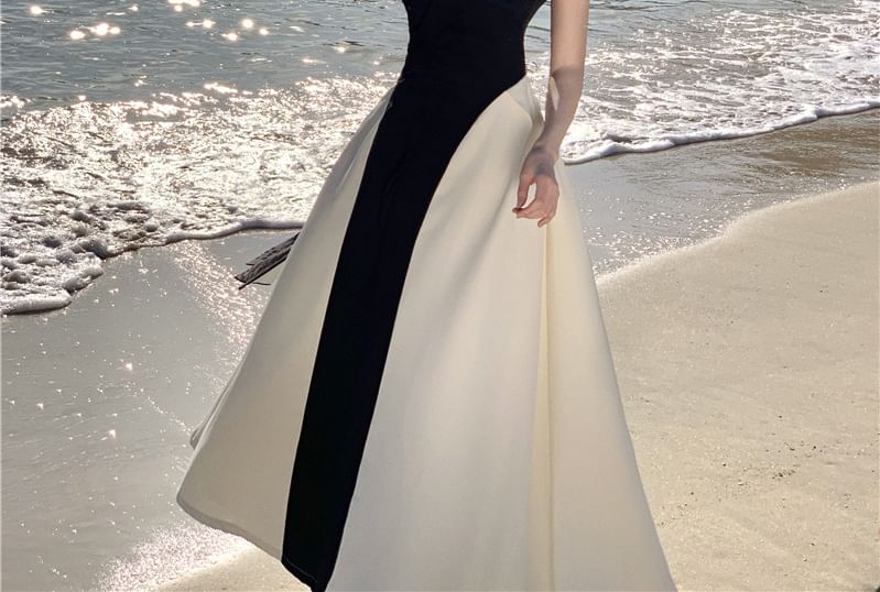 Sleeveless Crewneck Maxi Tone Dress A-Line Two