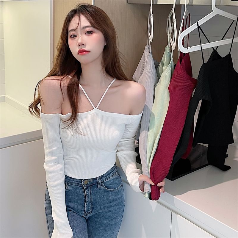 Plain Top Cold-Shoulder Long-Sleeve Knit