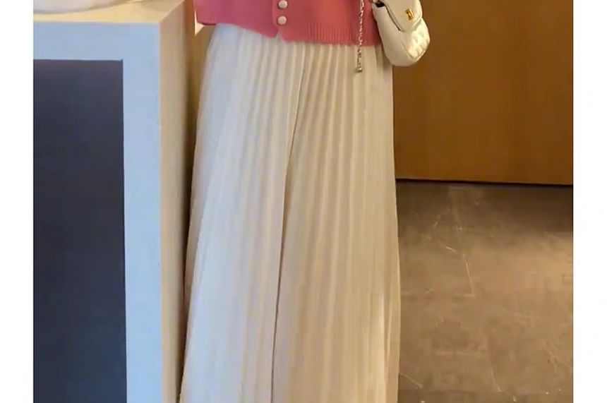 Faux Cardigan Buttoned Pearl Plain