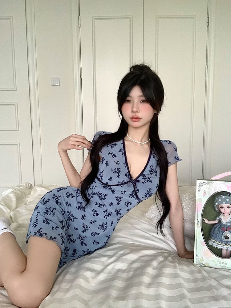 Bodycon Print Dress Floral Mini Short-Sleeve V-Neck