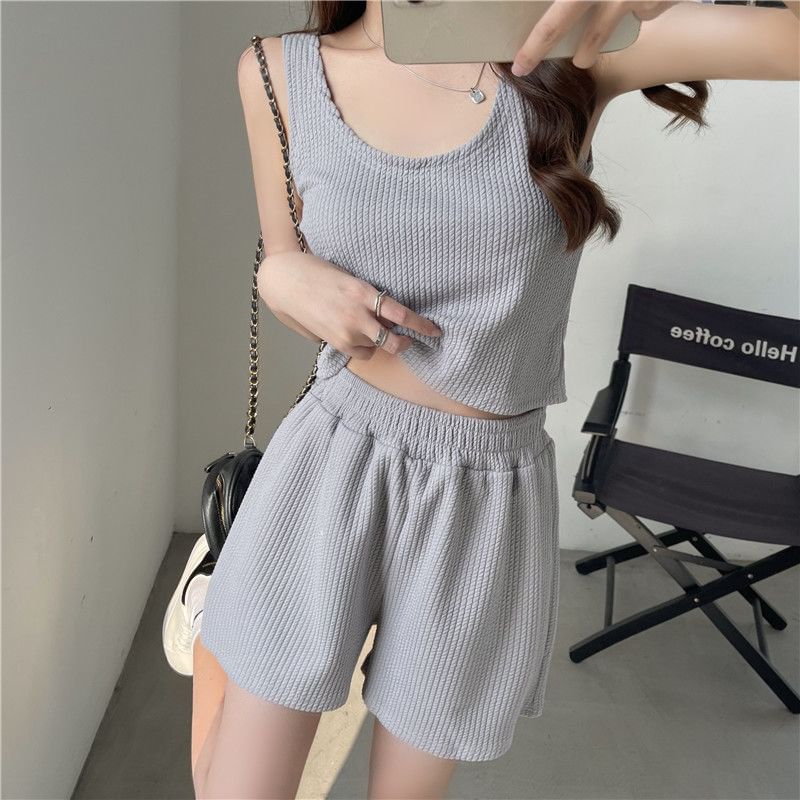 Elastic Shorts Scoop Set: + Waist Neck Top Sweat Tank Plain
