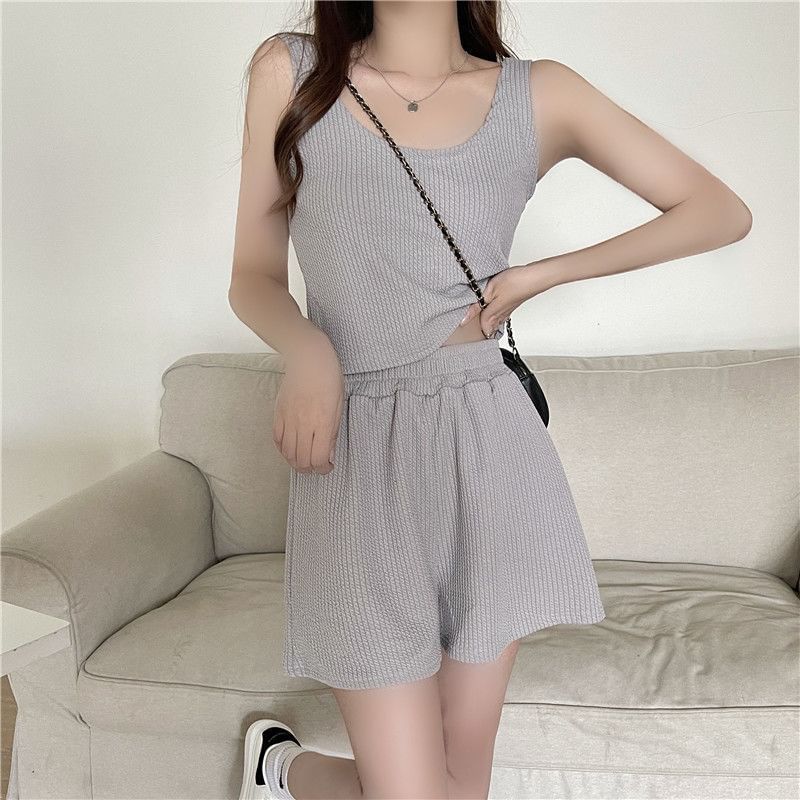 Elastic Shorts Scoop Set: + Waist Neck Top Sweat Tank Plain