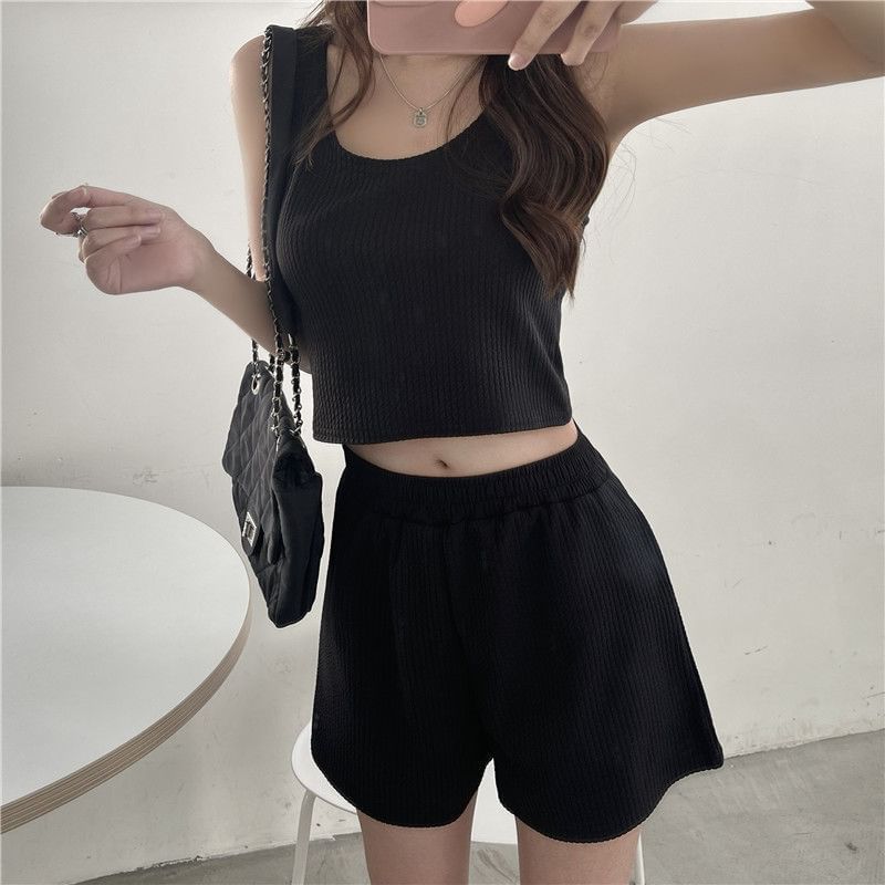 Elastic Shorts Scoop Set: + Waist Neck Top Sweat Tank Plain