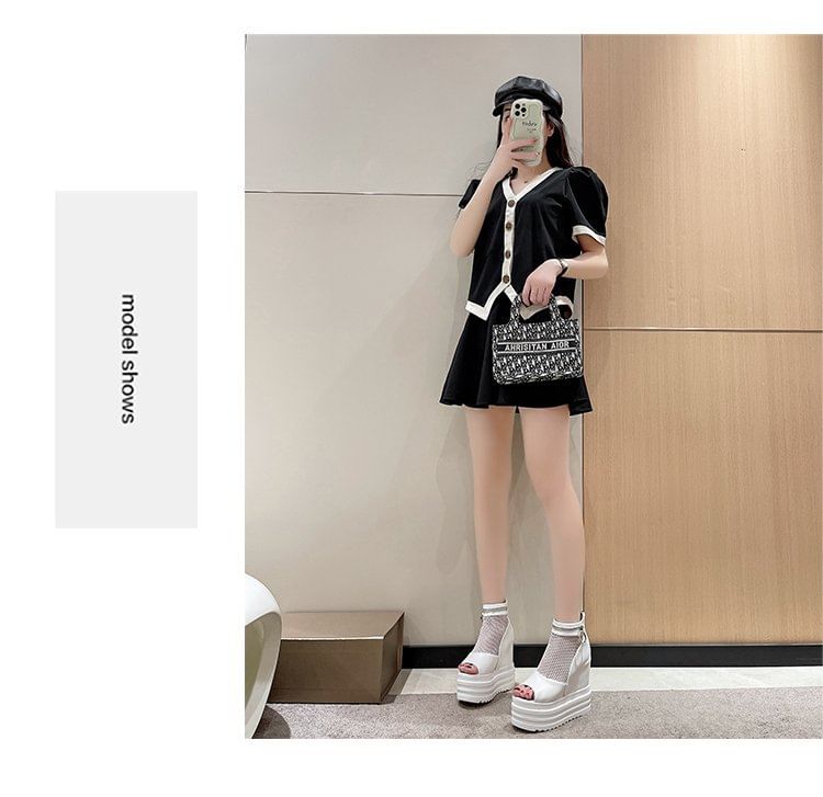 Hidden Mesh Wedge Platform Sandals