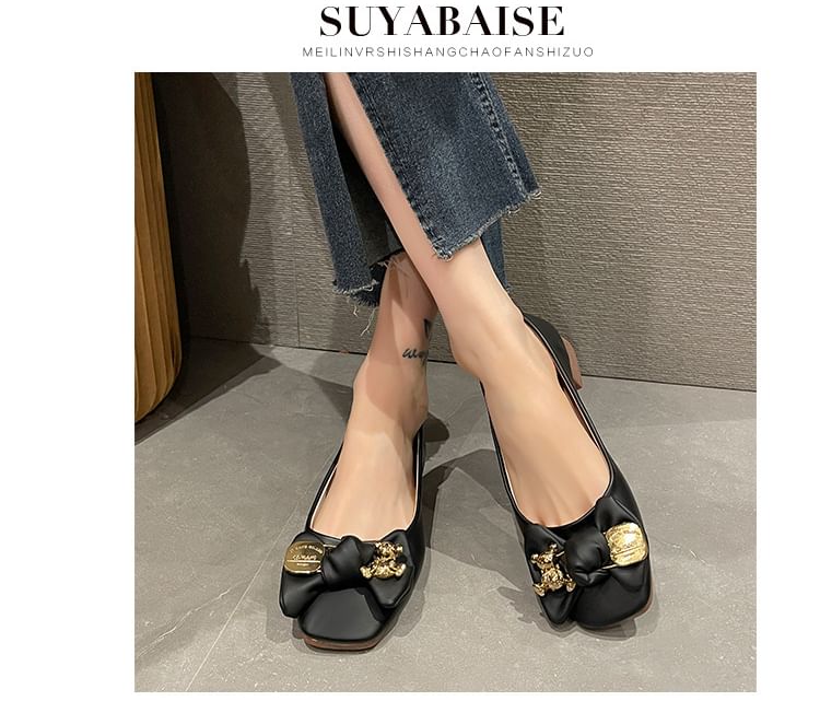 Square Toe Flats Bow Accent