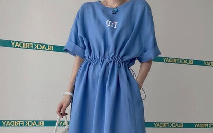 Short-Sleeve Lettering Drawstring Waist Slit Midi A-Line T-Shirt Dress