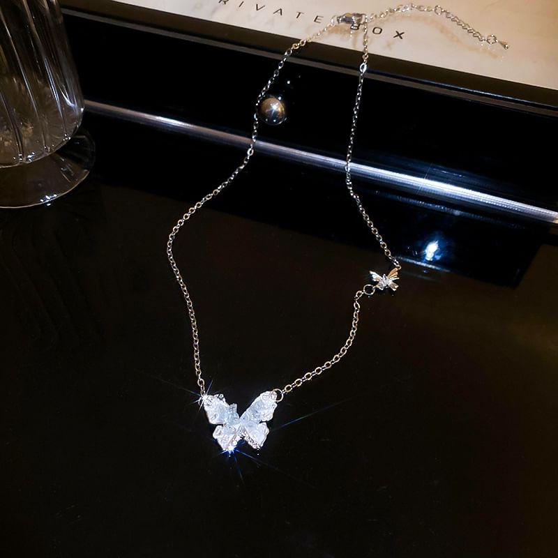 / Bracelet (Various Faux Crystal Alloy Necklace Designs) Butterfly