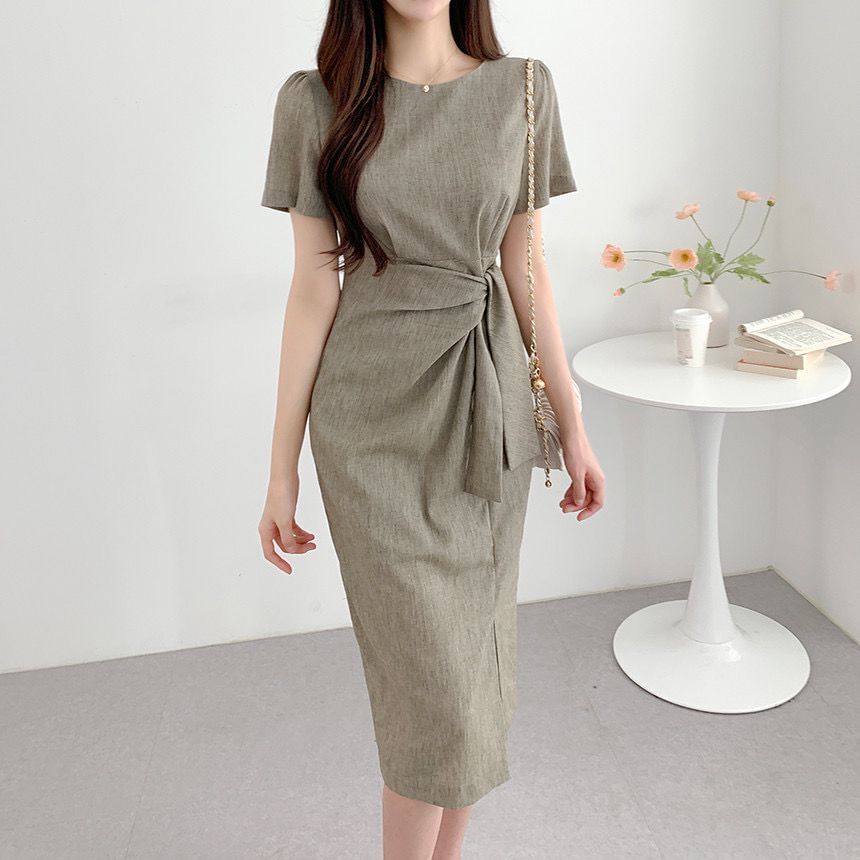 Short-Sleeve Crewneck Sashed Plain Midi Sheath Dress