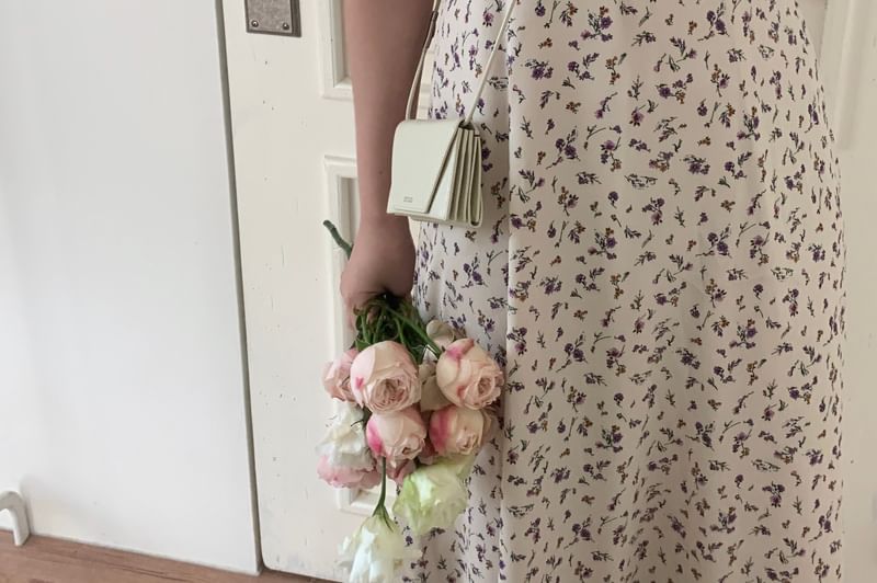 Short Sleeve Crewneck Floral Print Maxi A-Line Dress