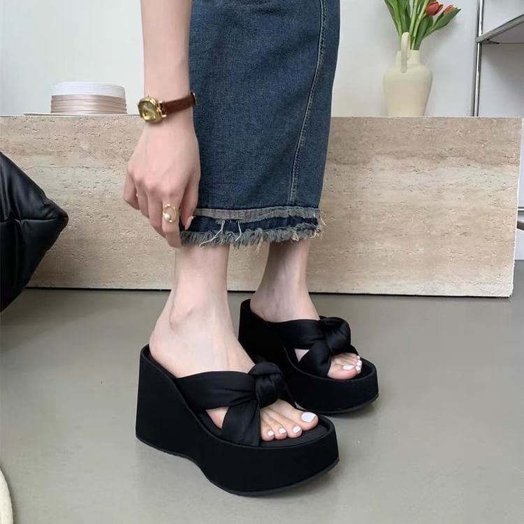 Knot Heel Slide Sandals Wedge Platform