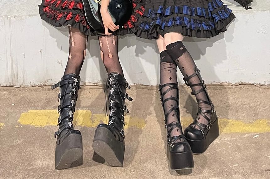 Set : Short-Sleeve Lace Panel Plaid Blouse + Mid Rise Plain mini A-Line Skirt