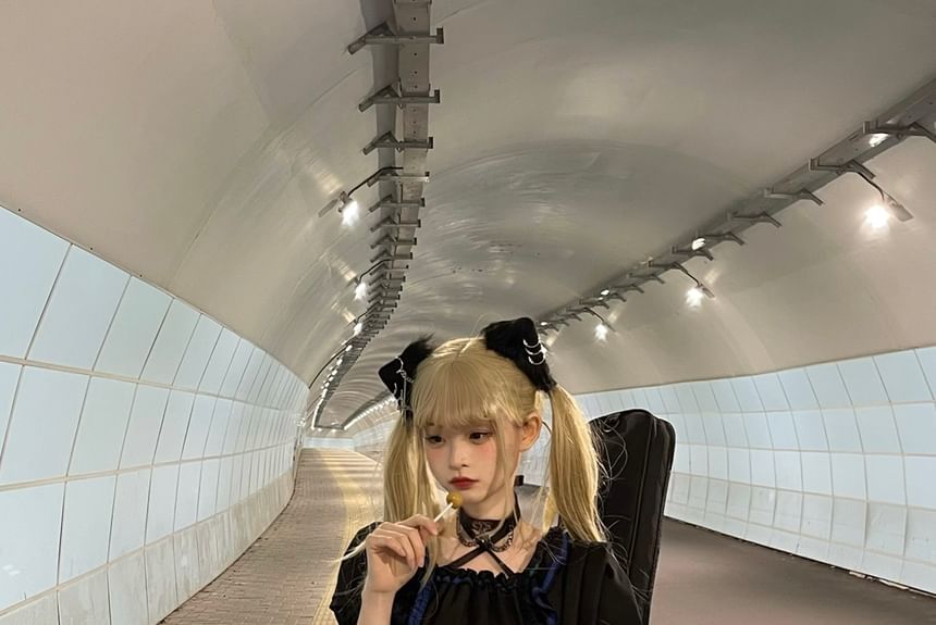 Set : Short-Sleeve Lace Panel Plaid Blouse + Mid Rise Plain mini A-Line Skirt