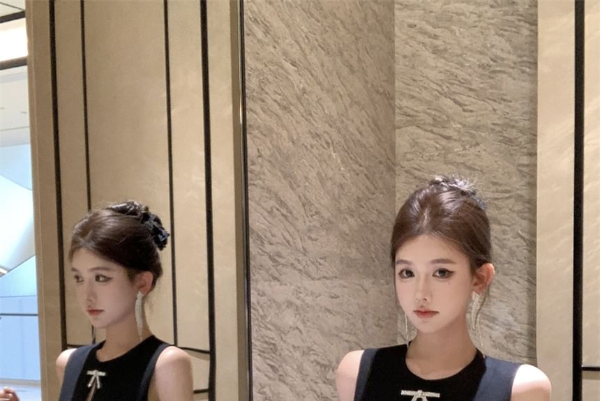 Mini Dress Sleeveless A-Line Cutout Plain Bow Neck Rhinestone Round